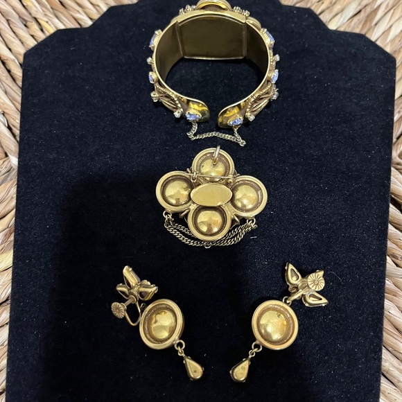 Vintage Bracelet, Earrings, Brooch - Picture 5 of 9